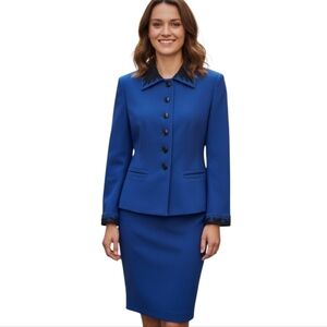 Vtg Albert Nipon Designer suit purple wool skirt and blazer velvet collar sz 10